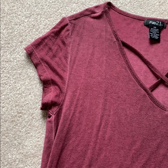 Rue 21 V-Neck T Shirt - Picture 3 of 4